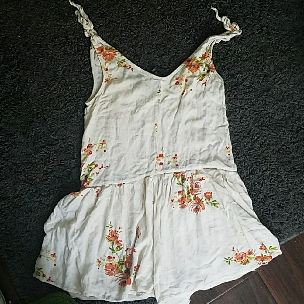 Floral romper - Picture 3 of 4